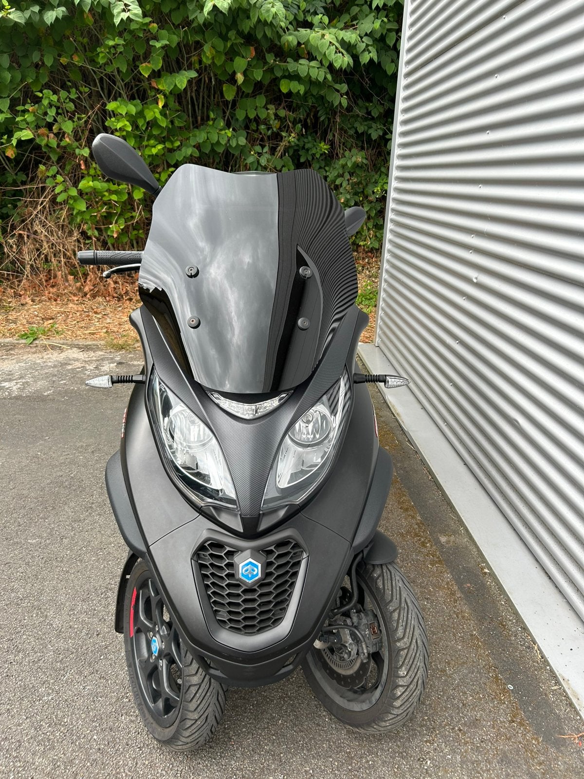 Piaggio 500 hpe nikkel, Motoren, Particulier, Scooter, LED Verlichting