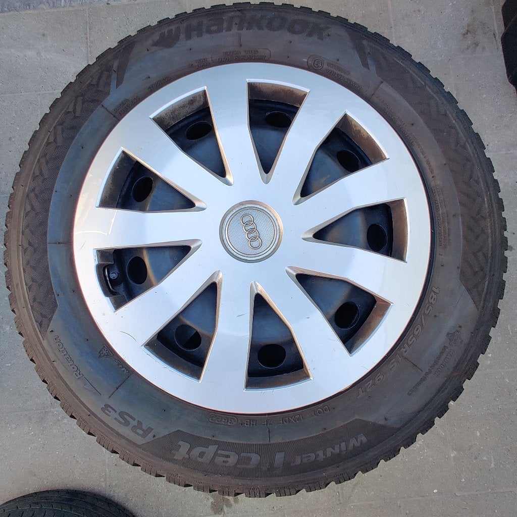 Winterbanden Audi A1, Ophalen, Gebruikt, 15 inch, Banden en Velgen