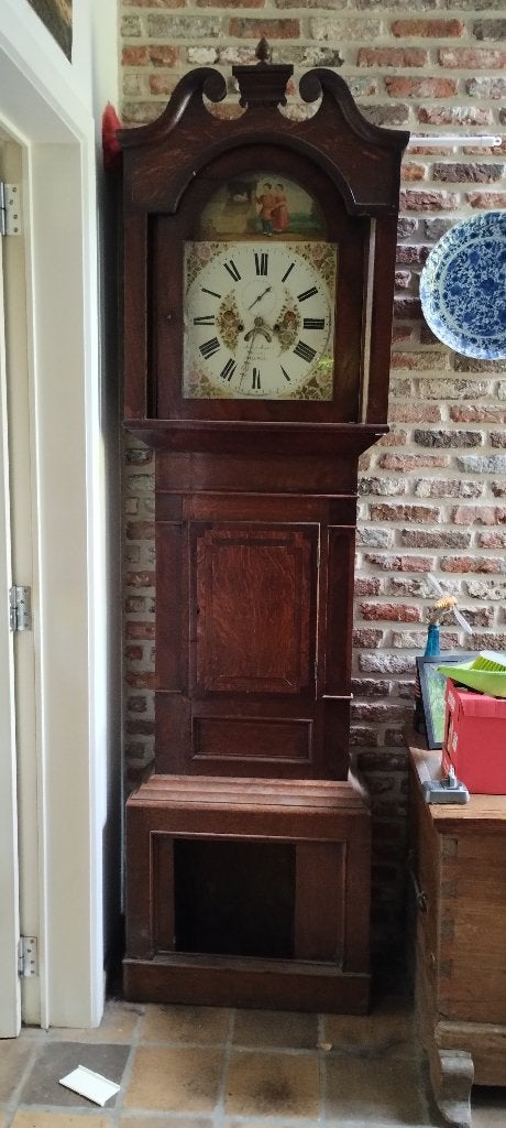 Staande antieke klok, Ophalen