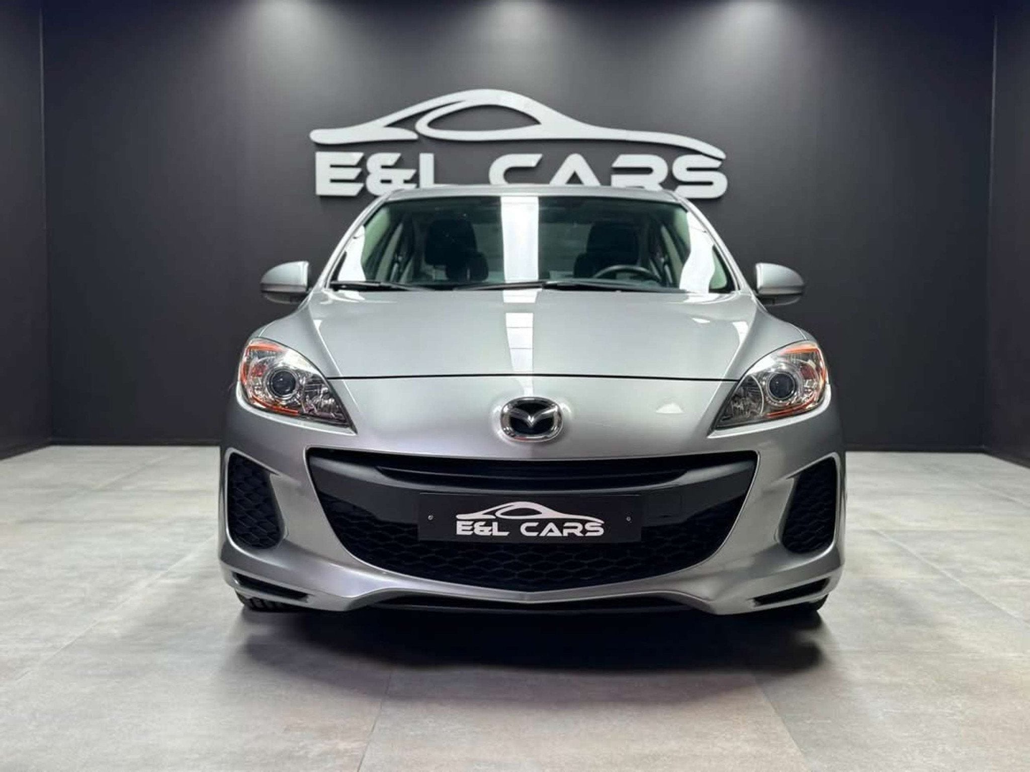 Mazda 3 Réservé, Achat, 4 portes, Entreprise, Noir
