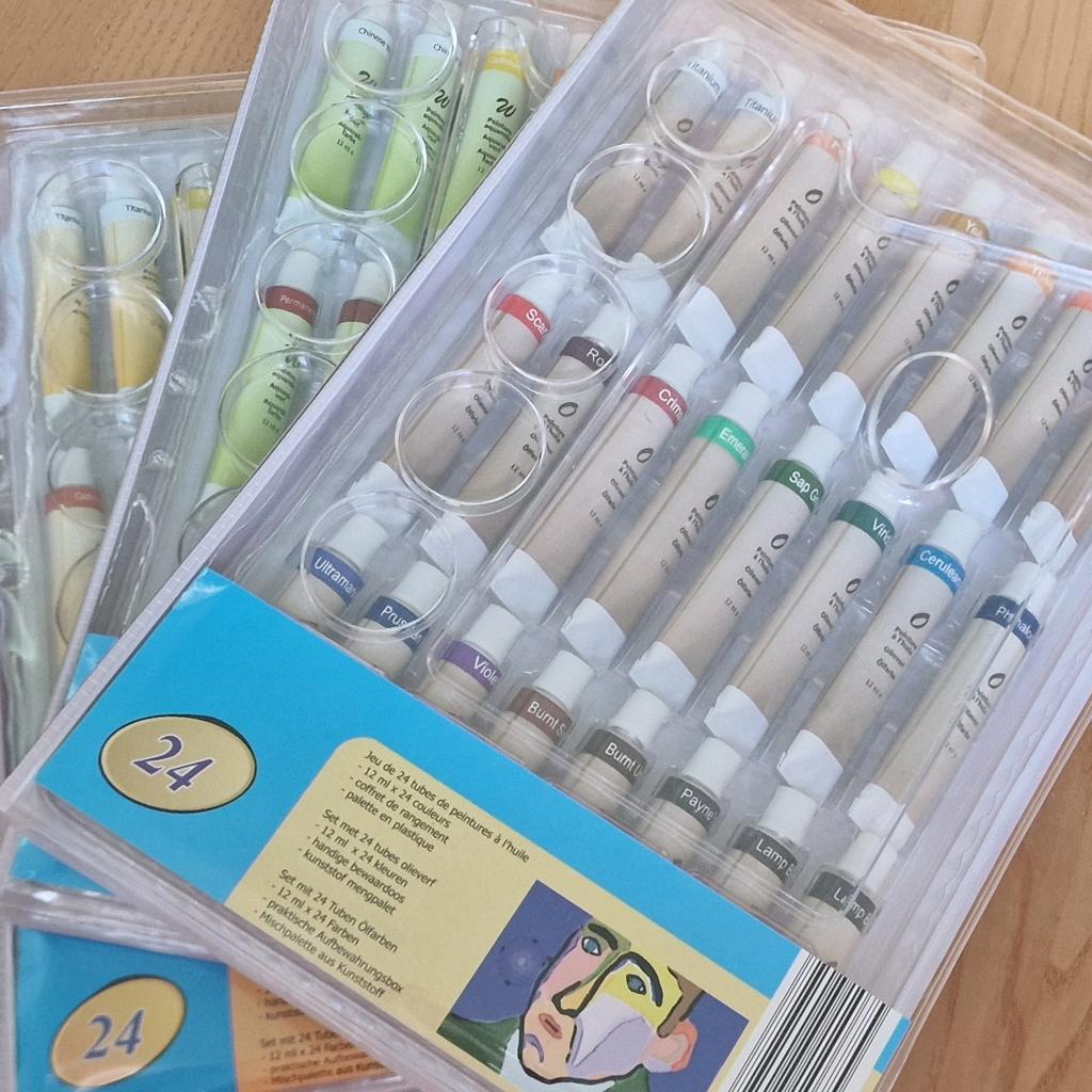 Acrylverf, 3 sets met 24 tubes v 12ml, 3 kleuren, nieuw, Hobby en Vrije tijd, Schilderen, Ophalen of Verzenden, Nieuw, Acrylverf