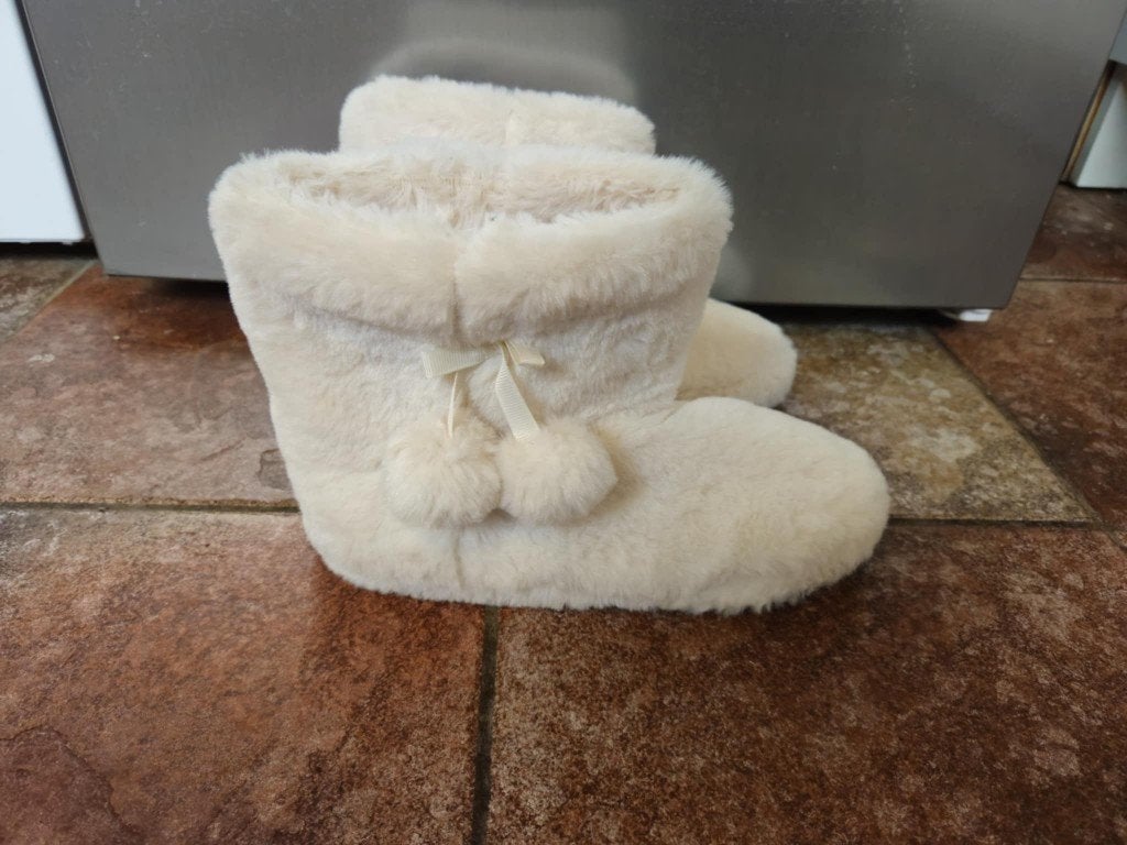 Pantoffels maat 36-37, Vêtements | Femmes, Enlèvement, Neuf, Pantoufles