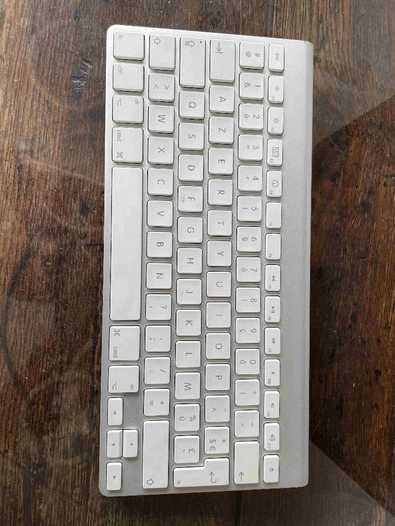 Apple draadloos toetsenbord, Computers en Software, Toetsenborden, Ophalen, Azerty, Zo goed als nieuw, Draadloos