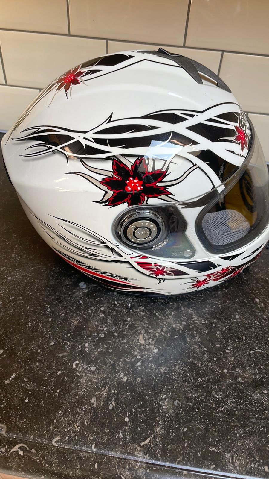 Shark motorhelm small, Motoren, Kleding | Motorhelmen, Ophalen, Shark
