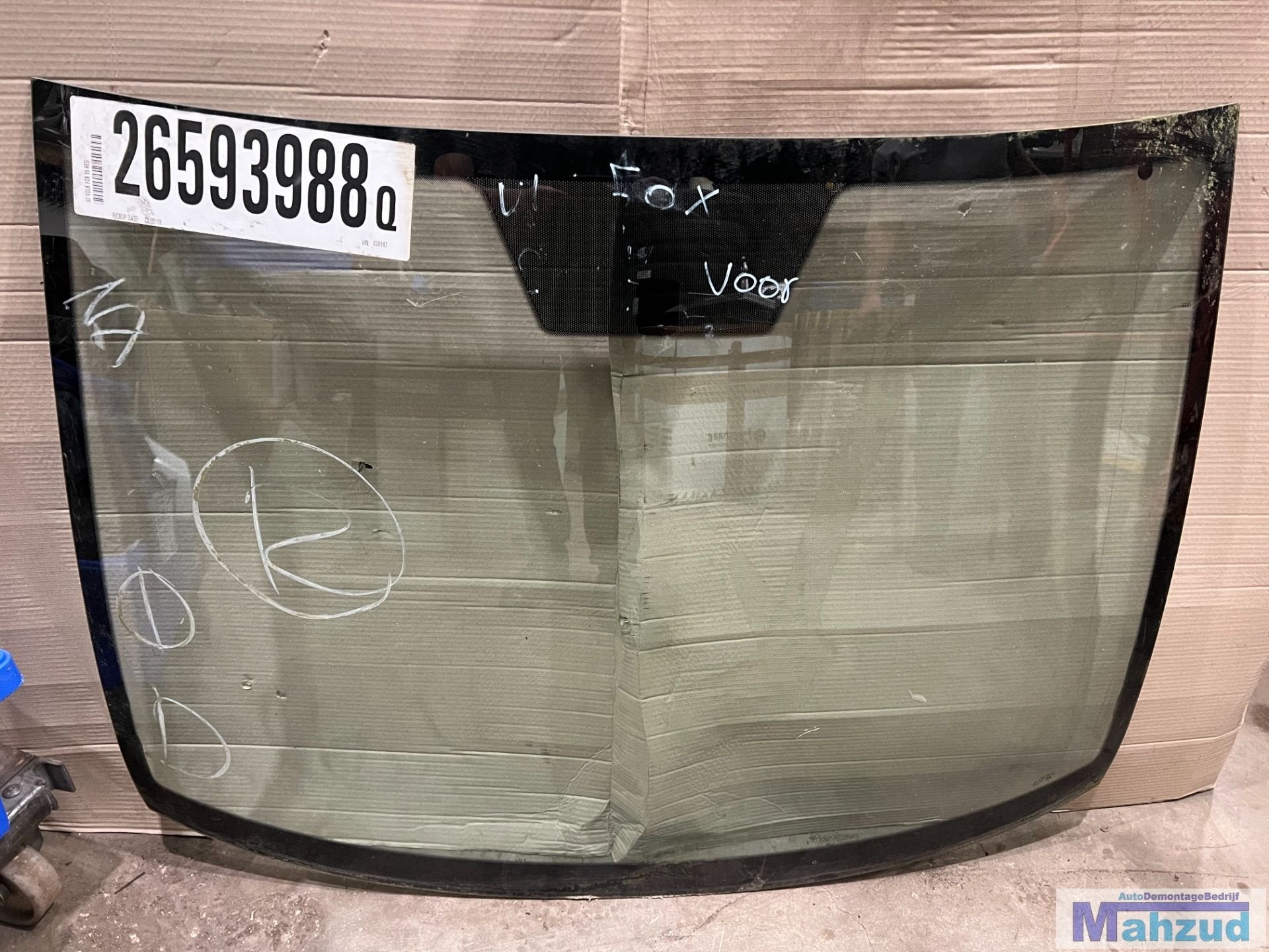 Pare-brise avant pour VW Fox 2003-2015, Volkswagen, Volkswagen AG, Vw@volkswagen.de, Utilisé
