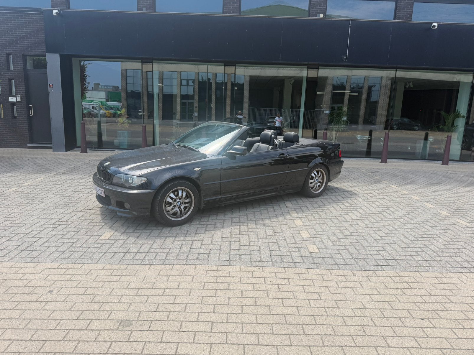 BMW 318i cabriolet avec toit rigide, Achat, Entreprise, Cabriolet, Boîte manuelle