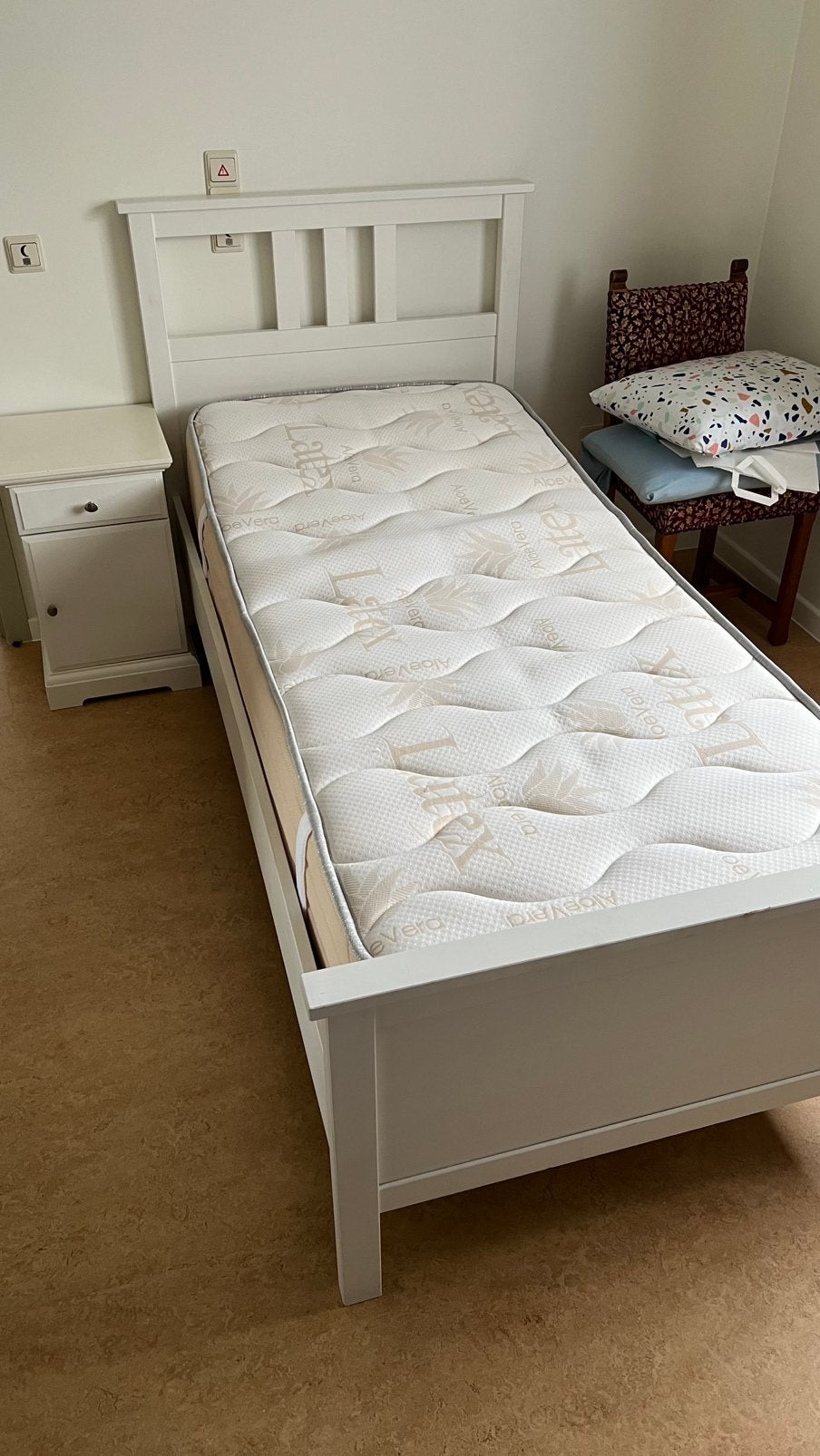 Lit sommier et matelas 1 personne, Enlèvement, Utilisé, Une personne