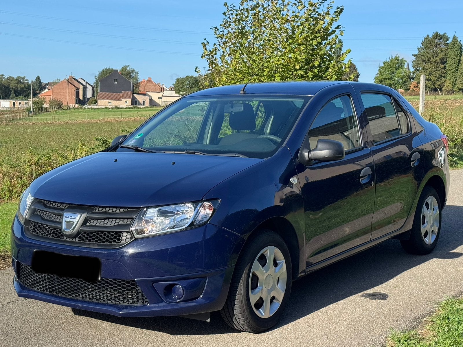 Dacia Logan 1.2i 1Main 2015 110Km Petit Prix Ct ok Euro5, Auto's, Electronic Stability Program (ESP), Stof, Zwart, Blauw