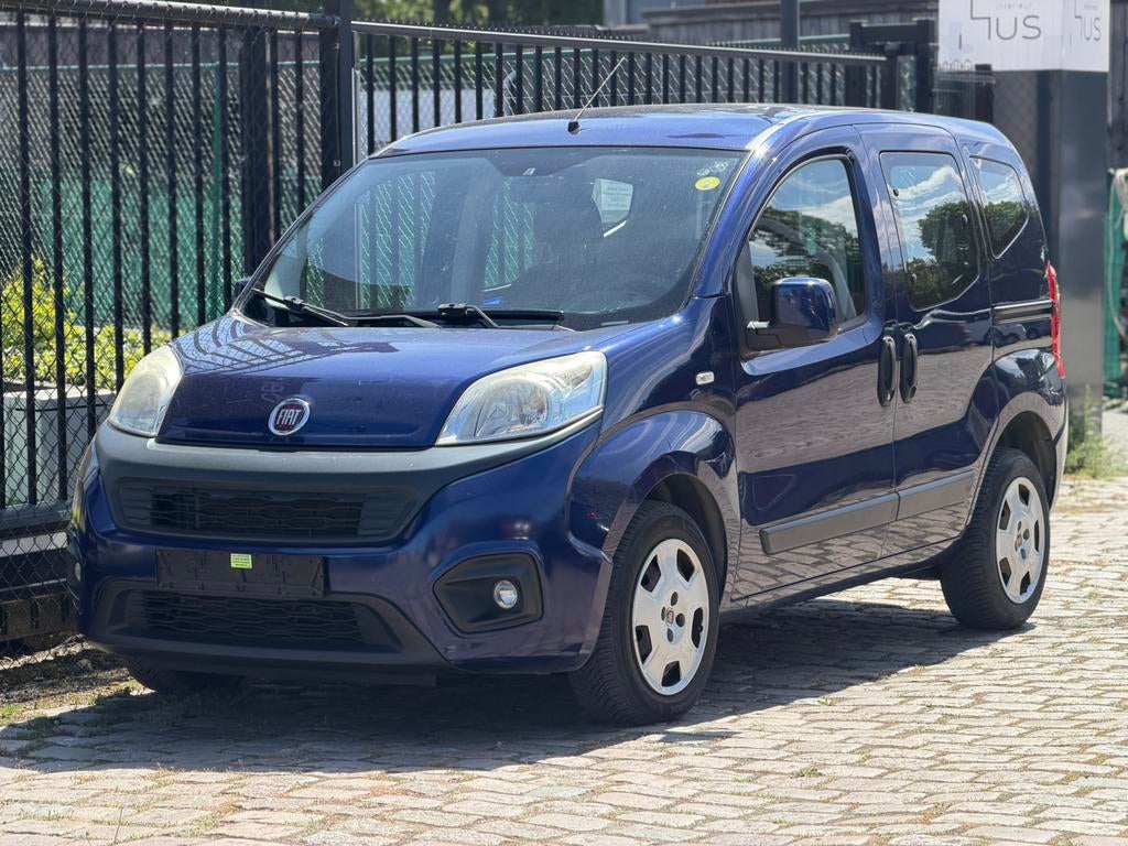 fiat qubo 1.3 diesel 2017 152133 km, Auto's, Voorwielaandrijving, 4 cilinders, Blauw, Bedrijf