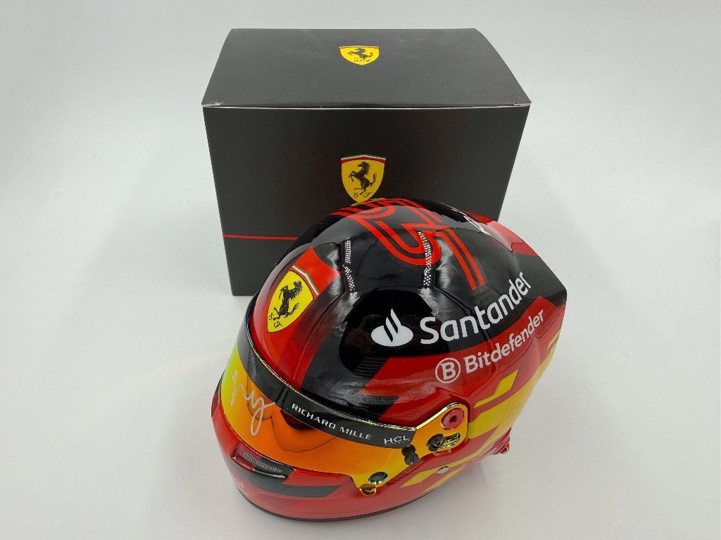 1/2 casque helmet F1 Sainz 2024 (Ferrari) signé, Enlèvement ou Envoi