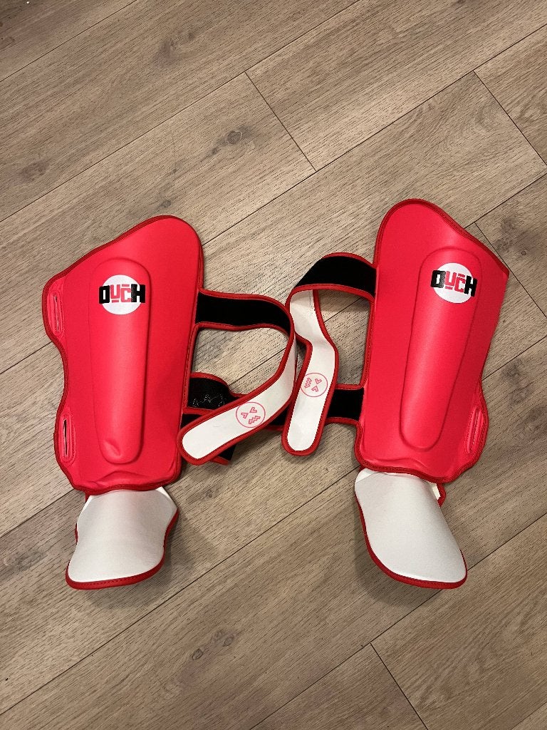 Scheenbeschermers voor Muay Thai maat M gloednieuw, Ophalen, Nieuw, Boksbeschermers