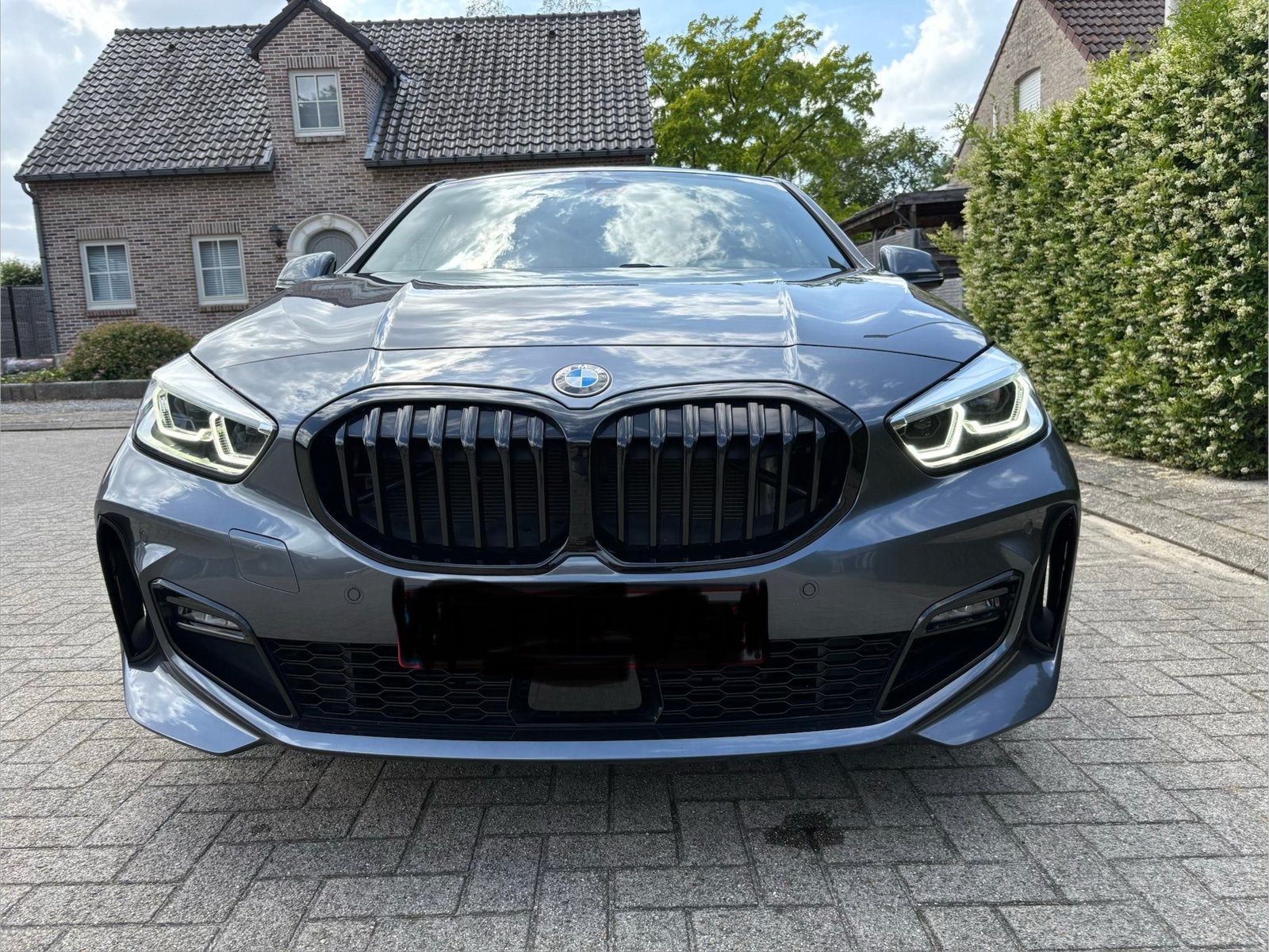 118i, 5 deurs, Particulier, Zilver of Grijs, Voorwielaandrijving