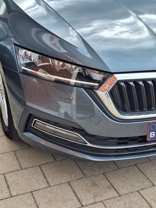 Skoda Octavia Combi = break uitvoering CRTDI Ambition 2.0, Autos, Argent ou Gris, Achat, https://public.car-pass.be/vhr/e31f9c45-04de-4151-8a31-9d0155aaa0f8