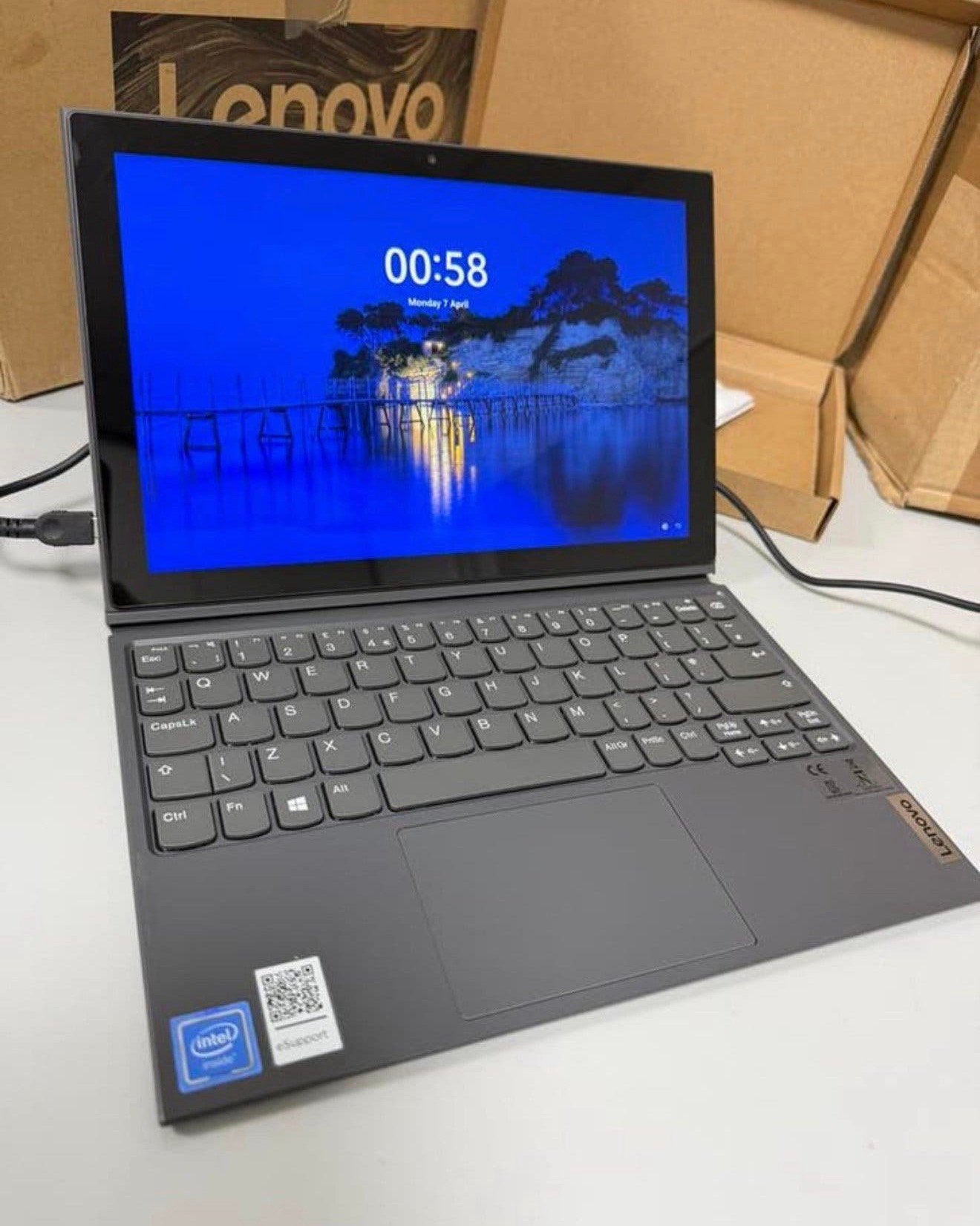 Tablette tactile 2 en 1 Lenovo Duet 3 10,3” 10IGL5 64 Go, Informatique & Logiciels, Enlèvement ou Envoi, 10 pouces, Comme neuf