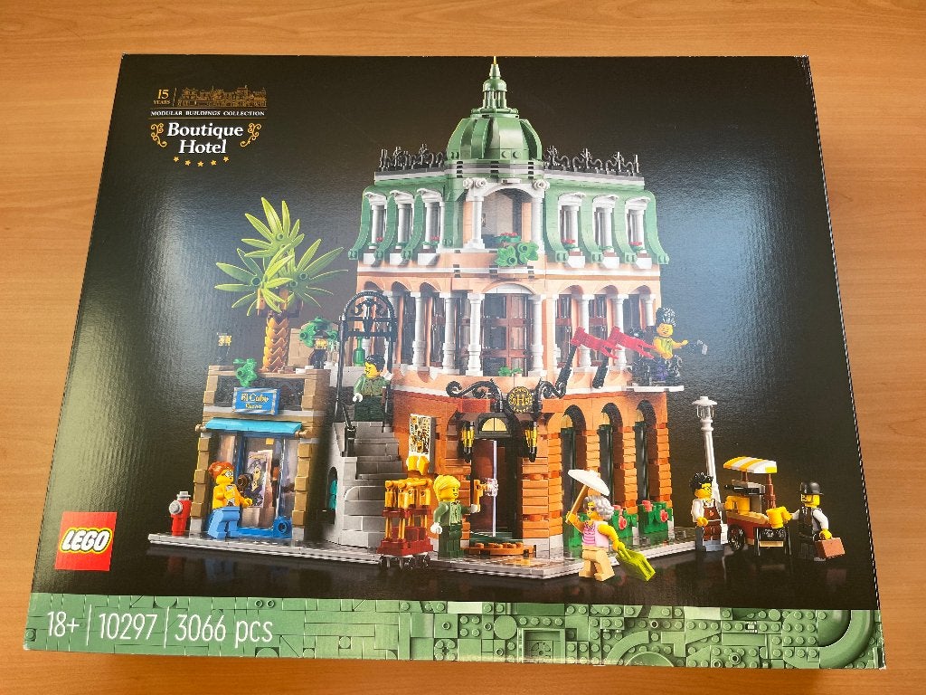 Lego Boutique Hotel setnr 10297, Inclusief instructies, Lego, Ophalen of Verzenden, Zo goed als nieuw