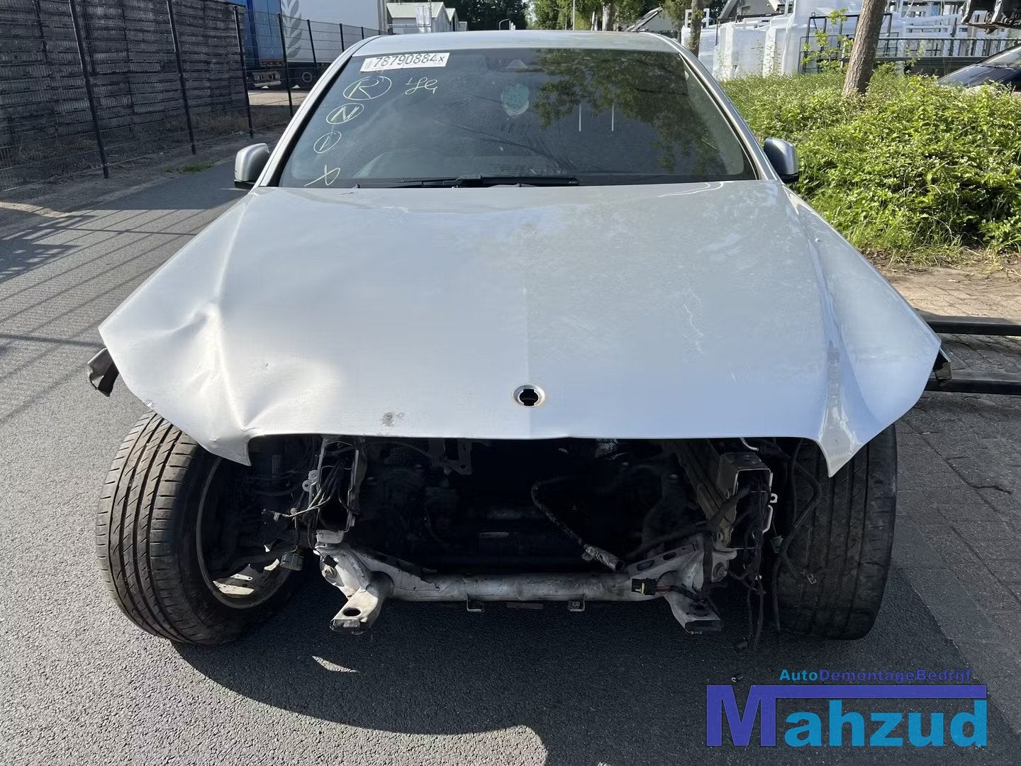 2015 MERCEDES E KLASSE W212 Zilver 775 Onderdelen, Auto-onderdelen, Gebruikt, Mercedes-Benz AG, Mercedes-Benz, Mercedesstrasse 120
70372  Stuttgart, DE
