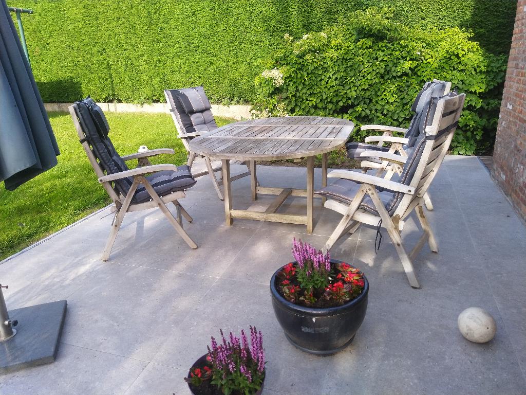 Uittrekbare tuintafel met 4 verstelbare stoelen in teak., Tuin en Terras, Tuintafels, Ophalen, Gebruikt, Hout