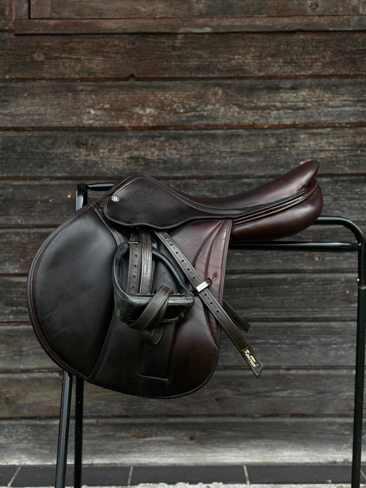 Springzadel Equipe EK26 Special VOOR SNELLE BESLISSER, Ophalen, Gebruikt, Springen, L (17.5 inch)