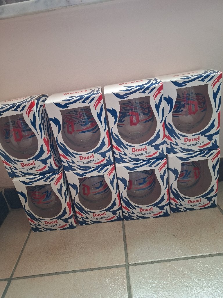 8 duvel tornado glazen in doos, Ophalen, Nieuw, Bierglas