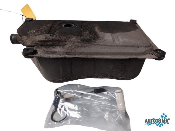 Réservoir de carburant d'un Volvo 3-Serie, Autos : Pièces & Accessoires, Systèmes à carburant, -, 3 mois de garantie, -, -