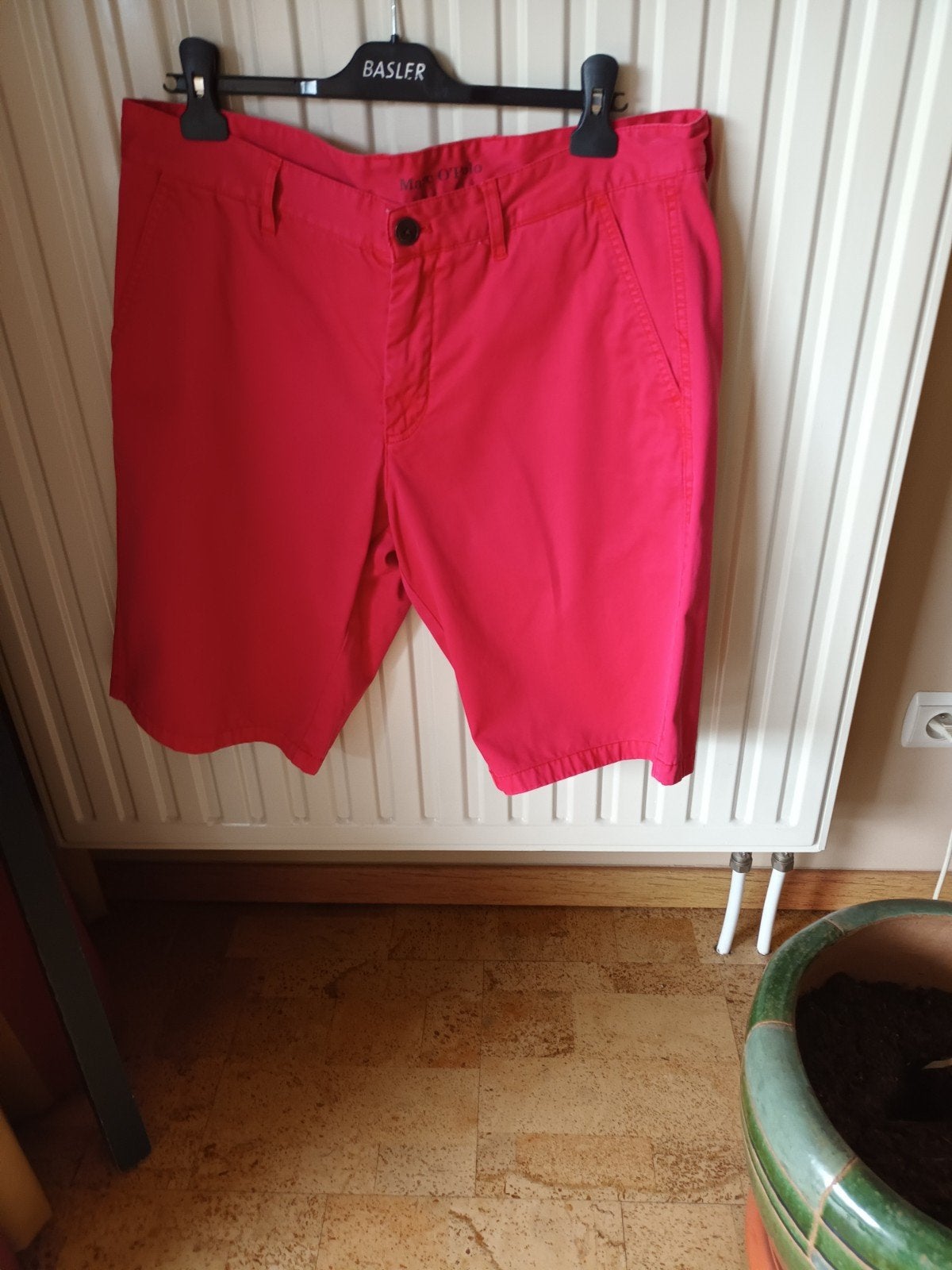 2 nieuwe shorts    s, Kleding | Heren, Sportkleding, Ophalen of Verzenden, Maat 52/54 (L), Rood