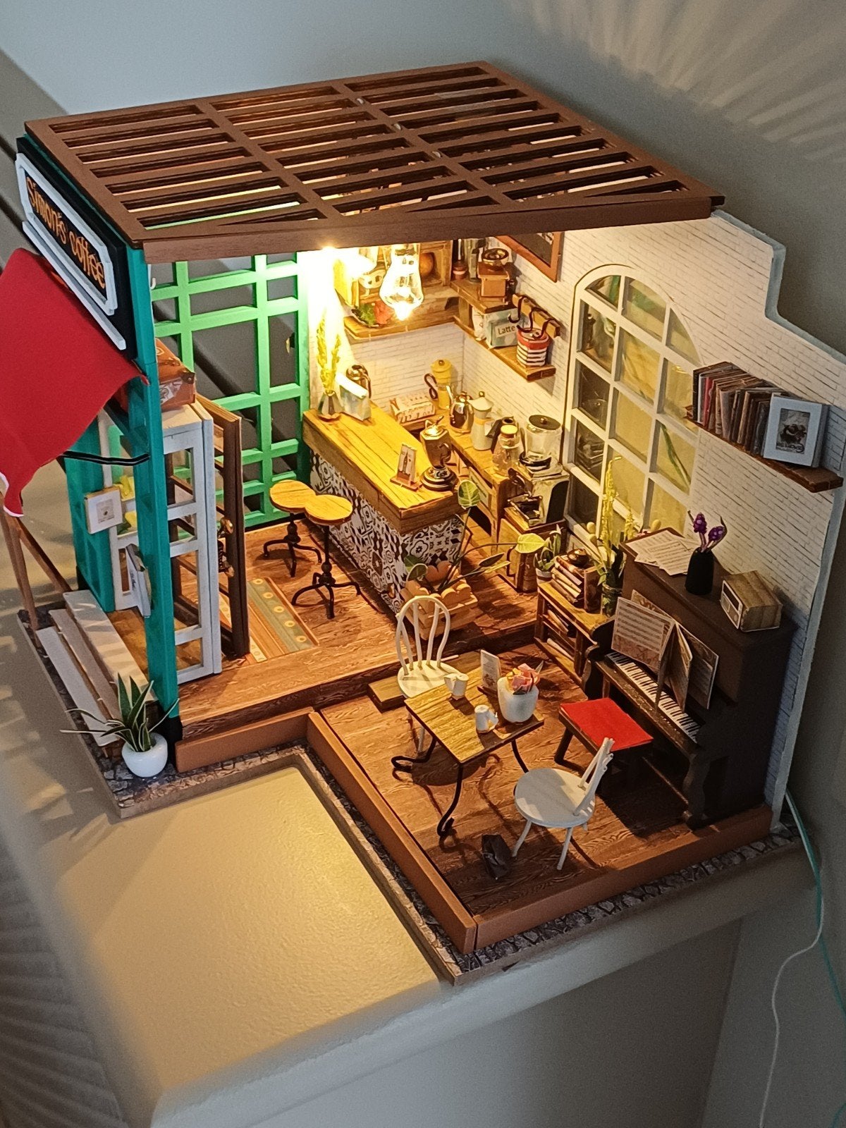 Maison de poupée finie/maison miniature avec lumière, Collections, Enlèvement ou Envoi, Maison de poupées