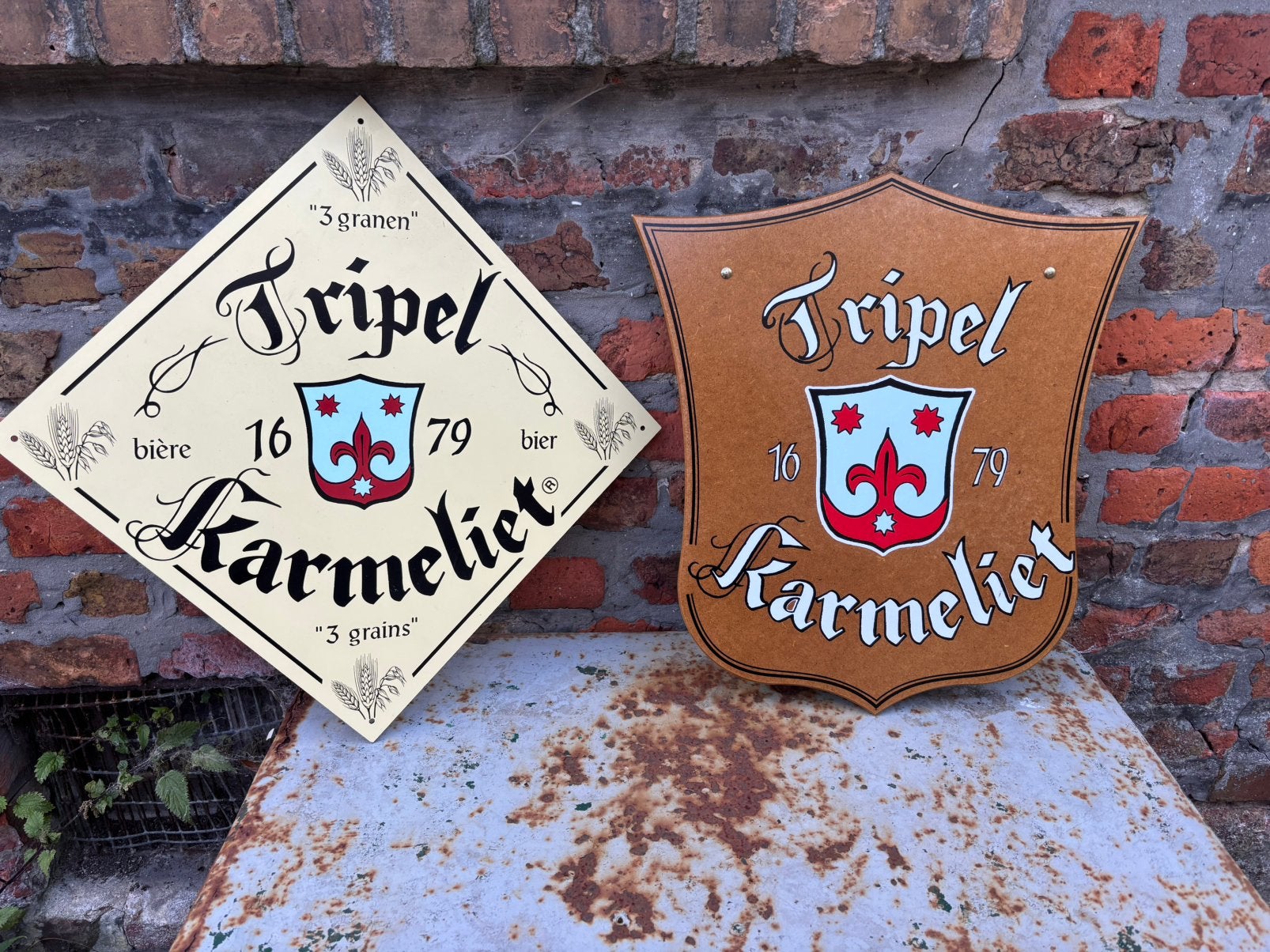 Karmeliet reclameborden, Verzamelen, Biermerken, Ophalen of Verzenden