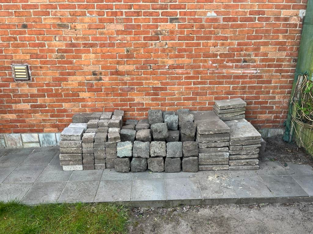 Verschillende soorten stenen, Tuin en Terras, Tegels en Klinkers, Ophalen, Zo goed als nieuw