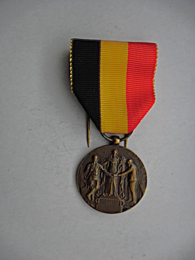 Médaille fédération des mutualités chrétiennes Charleroi., Envoi, Bronze