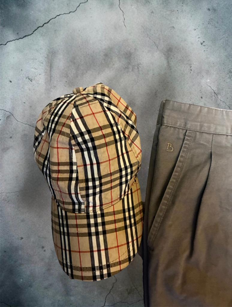 CASQUETTE + PANTALON, Enlèvement ou Envoi, Comme neuf, Casquette