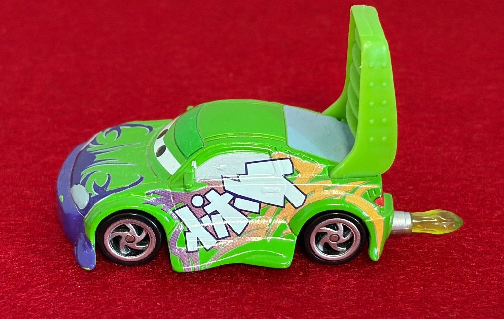 DISNEY CARS Wingo met Flame Diecast 1:55, Ophalen of Verzenden, Zo goed als nieuw, Auto
