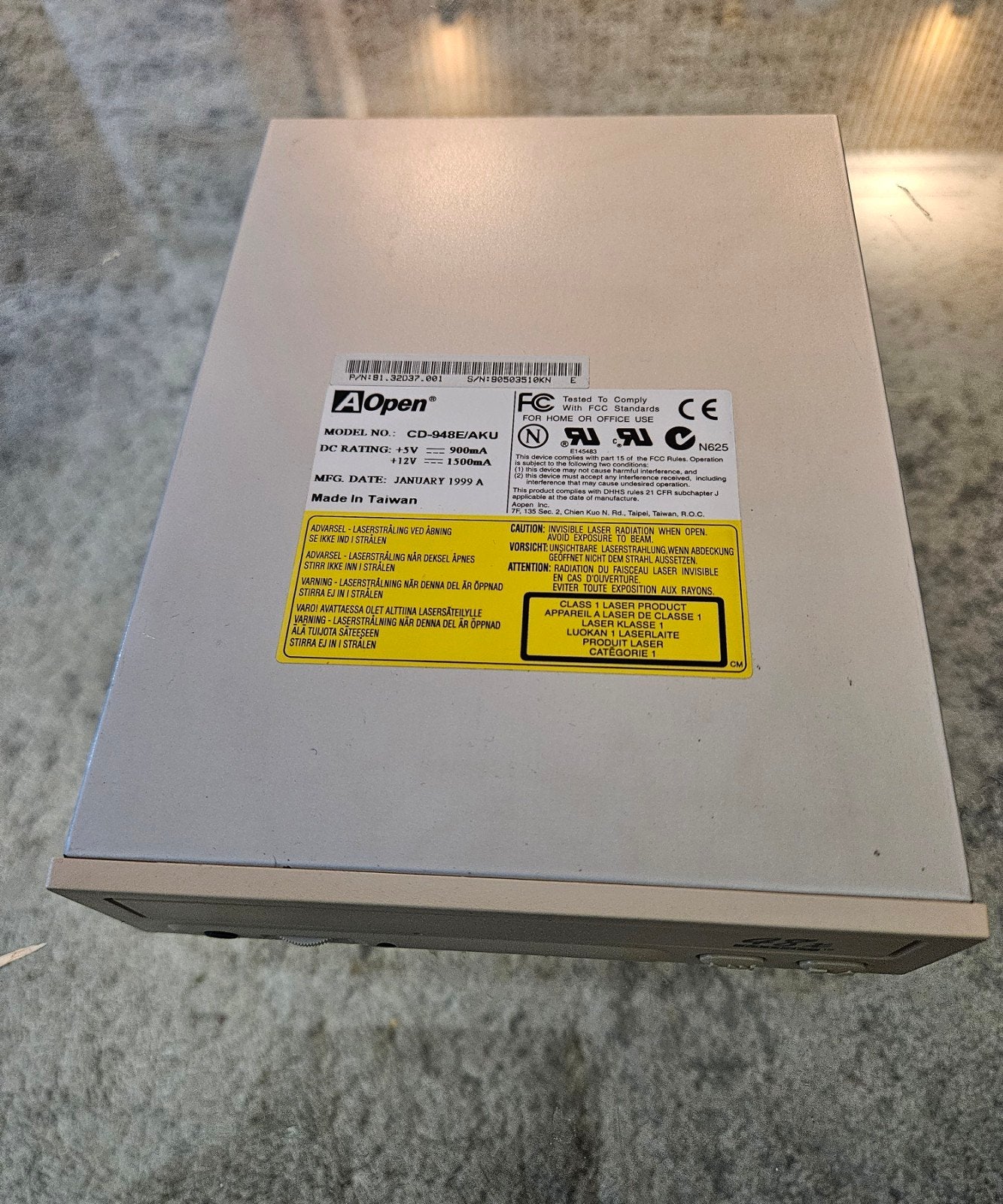 Lecteur CD-ROM AOpen 48x IDE/PATA – Vintage PC – 1999
Lecteu, Informatique & Logiciels, Disques optiques, Interne, Comme neuf