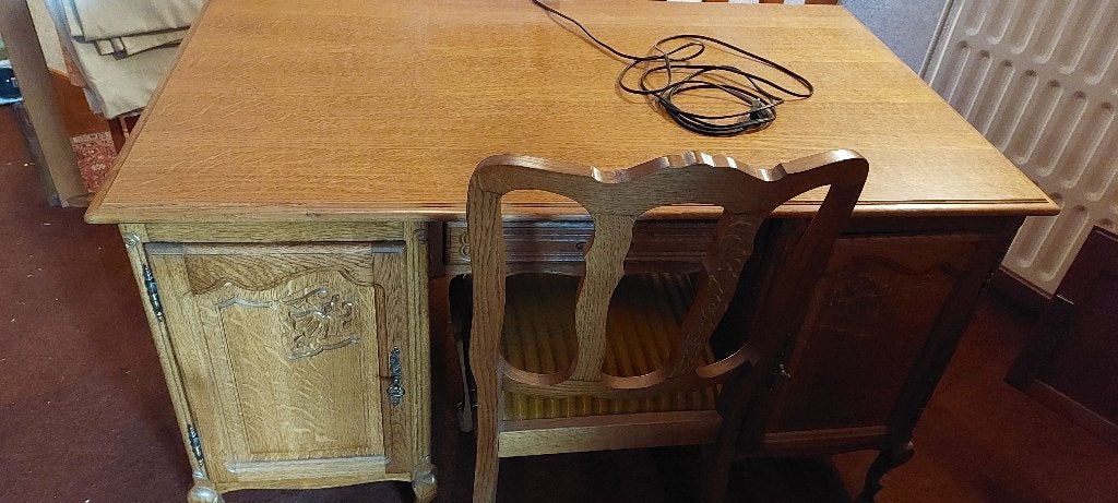 Bureau style ancien avec chaise et bibliothèque vitrée, Enlèvement, Comme neuf
