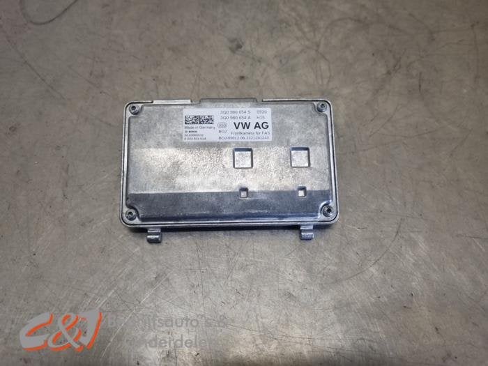 Camera voorzijde van een Volkswagen Crafter, Auto-onderdelen, Elektronica en Kabels, Volkswagen, Gebruikt, 3 maanden garantie