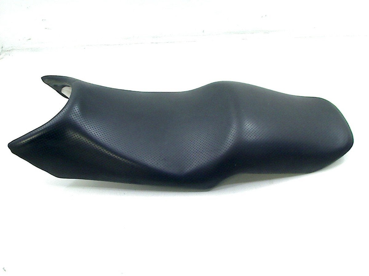 SIEGE COMPLET Yamaha FZ 6 2004-2006 (FZ6 FAZER), Dhr. S. di Majo, Utilisé, Info@cama-motorparts.nl, P.J. Troelstraweg 8 8
3144 CX  MAASSLUIS, NL