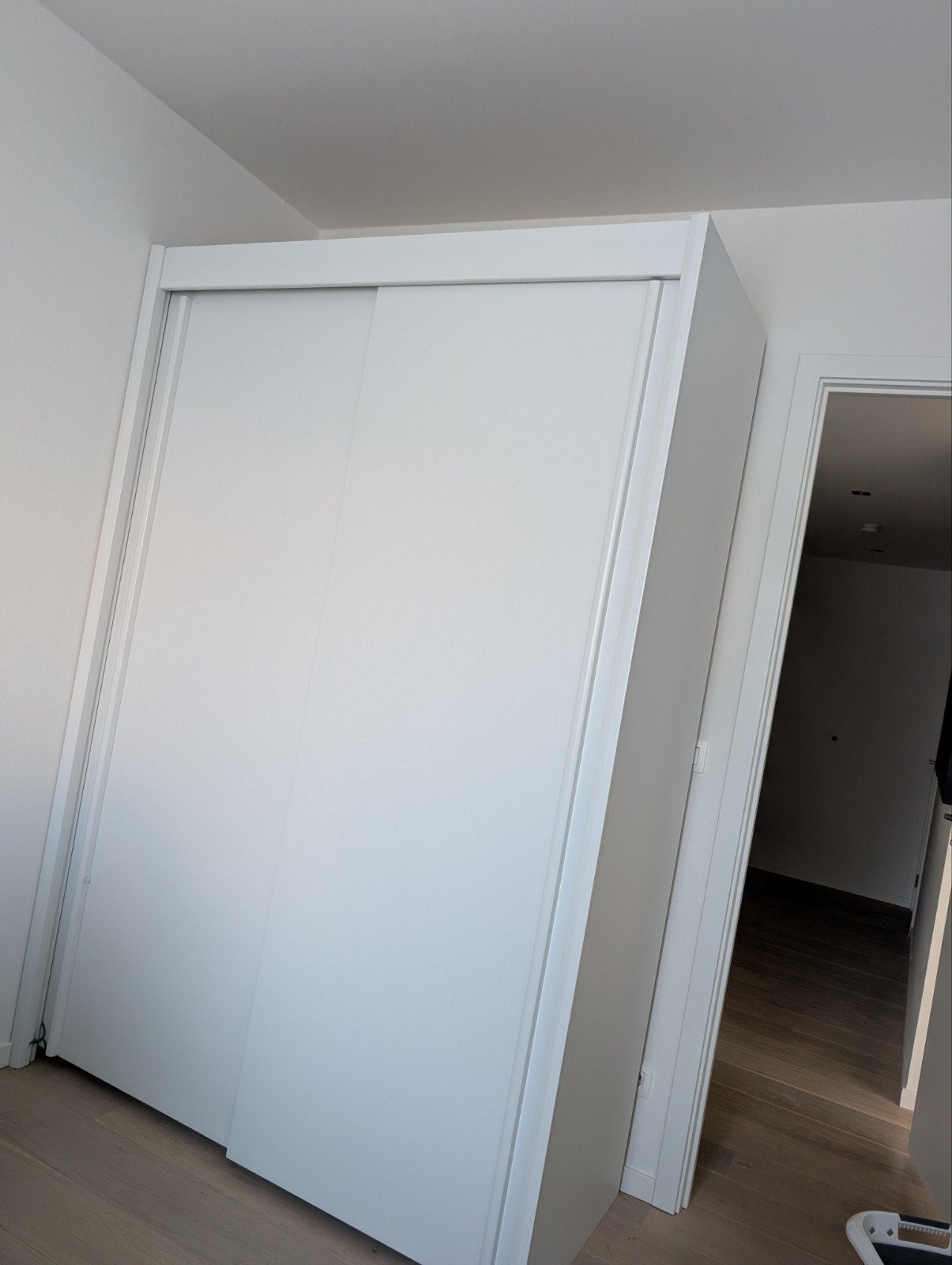 Armoire à vêtements blanche - Porte coulissante, Ophalen