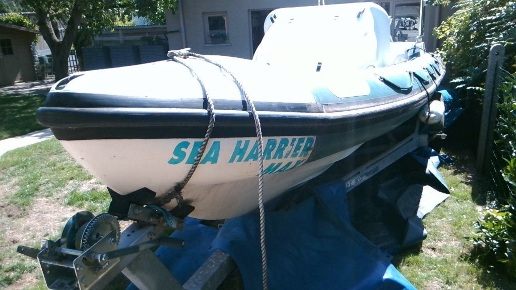 Osprey seabarrier, Watersport en Boten, Rubberboten, Gebruikt, Overige merken, Polyester/glasvezel, Anker, Inclusief trailer, Navigatie-elektronica