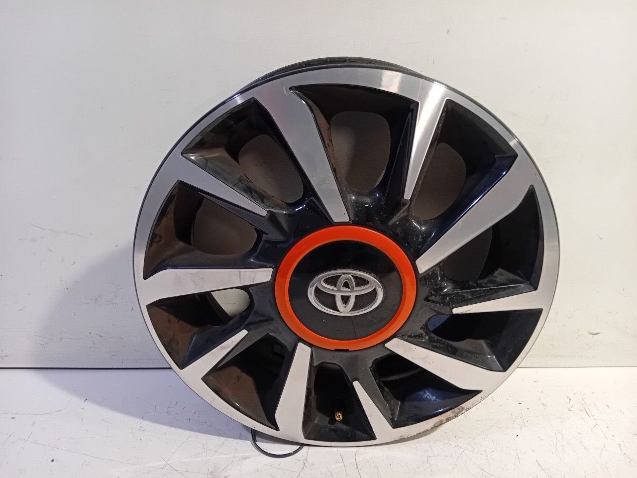 Velg Toyota Aygo, Auto-onderdelen, Banden en Velgen, Band(en), 15 inch, Gebruikt, Ophalen of Verzenden