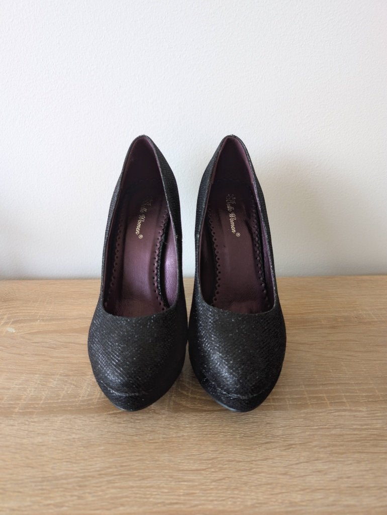 Chaussure à talon noire élégante, Vêtements | Femmes, Autre, Enlèvement ou Envoi, Porté, Noir