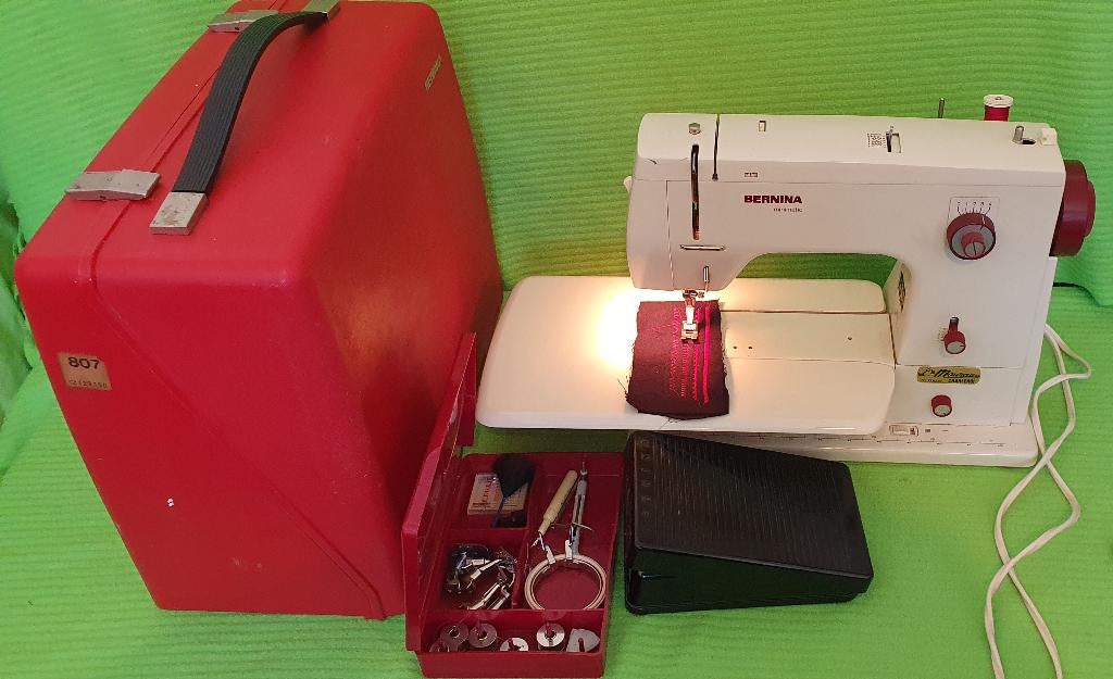 Bernina 807, Ophalen, Gebruikt, Naaimachine, Bernina
