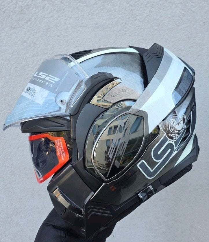 Zeldzame modulaire ls2 Valiant-helm, S