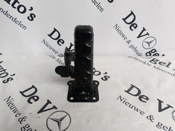 Frontdeel steun van een Mercedes Vito, Gebruikt, -, Ophalen of Verzenden, -