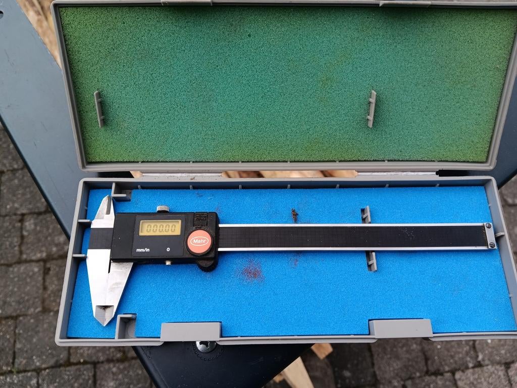 Digitale schuifmaat mahr, Doe-het-zelf en Bouw, Ophalen
