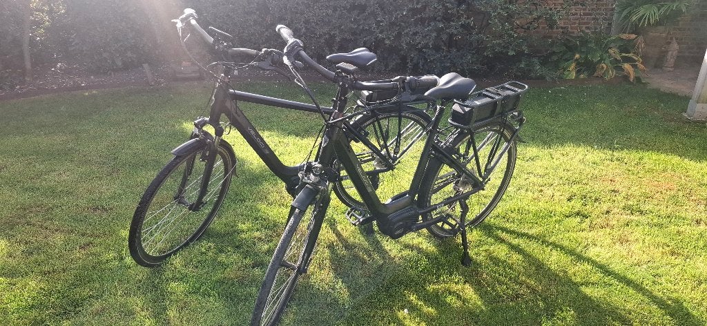 2 Veloci fietsen SPIRIT M/V, Ophalen, Zo goed als nieuw, 50 km per accu of meer
