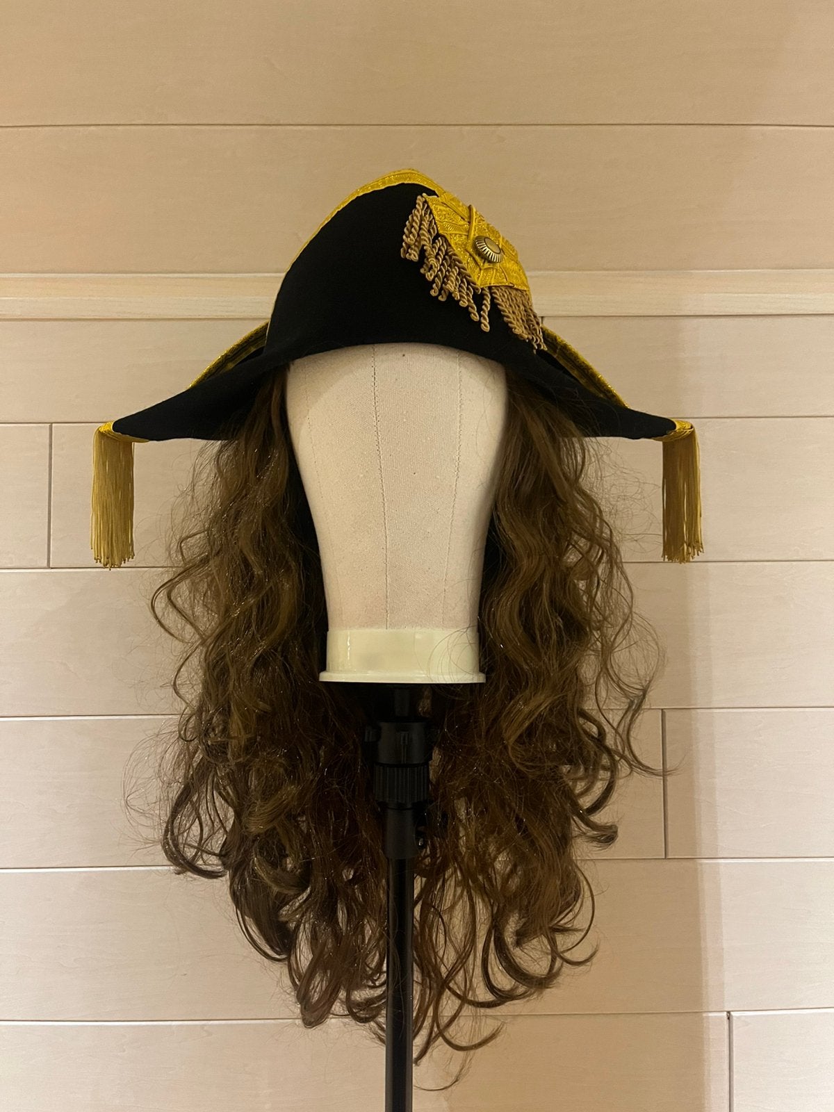 Chapeau et perruque du Capitaine Barbossa, Enlèvement ou Envoi, Comme neuf