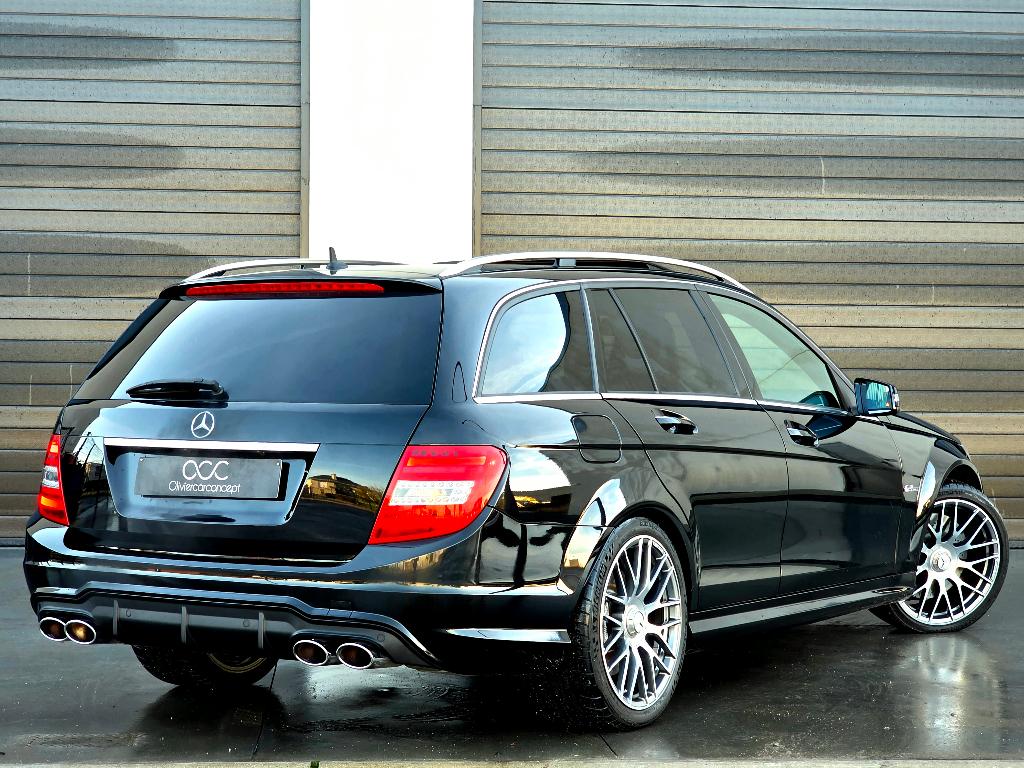 Mercedes-Benz C 63 AMG *V8*FACELIFT*LICHTE VRACHT*HISTORIEK, Auto's, Automaat, Euro 5, Achterwielaandrijving, 2275 kg