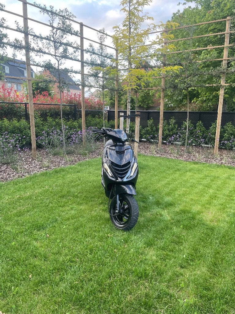Piaggio zip 70cc, Fietsen en Brommers, Ophalen, Gebruikt, Klasse B (45 km/u), Zip