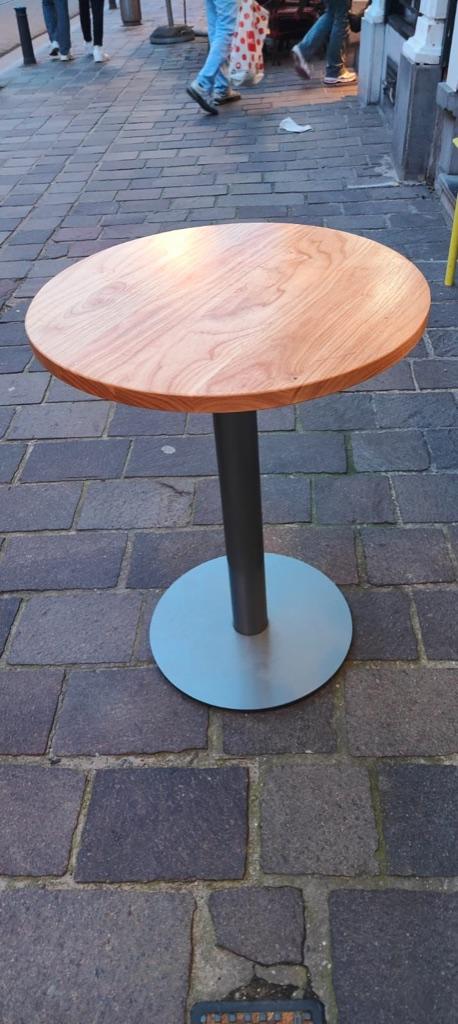 Ronde tafel 60 cm diameter, Ophalen, Gebruikt, Rond, Tot twee personen