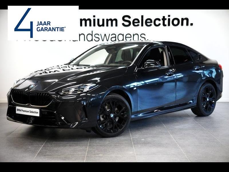 BMW 2-Serie M SPORT EXT.  360 CAMERA DRIVE ASSIST PLUS HEADU, Auto's, 122 pk, 1498 cc, 2 Reeks, Zwart