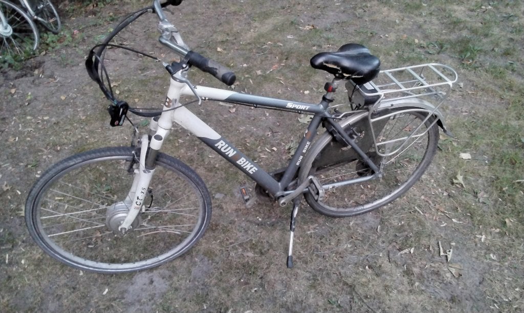 Electrische fiets 2 st en div ander 1 koop goed bod gevraagd, Fietsen en Brommers, Ophalen